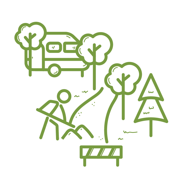 Grünes Icon mit Wohnwagen, Bäumen, Wanderweg und Baustellenschild – symbolisiert Umbauarbeiten oder vorübergehende Einschränkungen auf dem Campingplatz oder der Webseite.